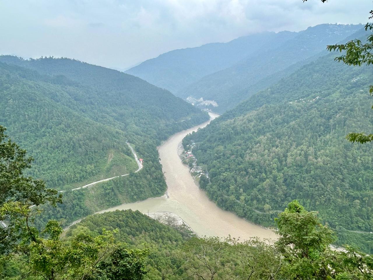 Lover's Point (Meeting place of Teesta & Rangeet)